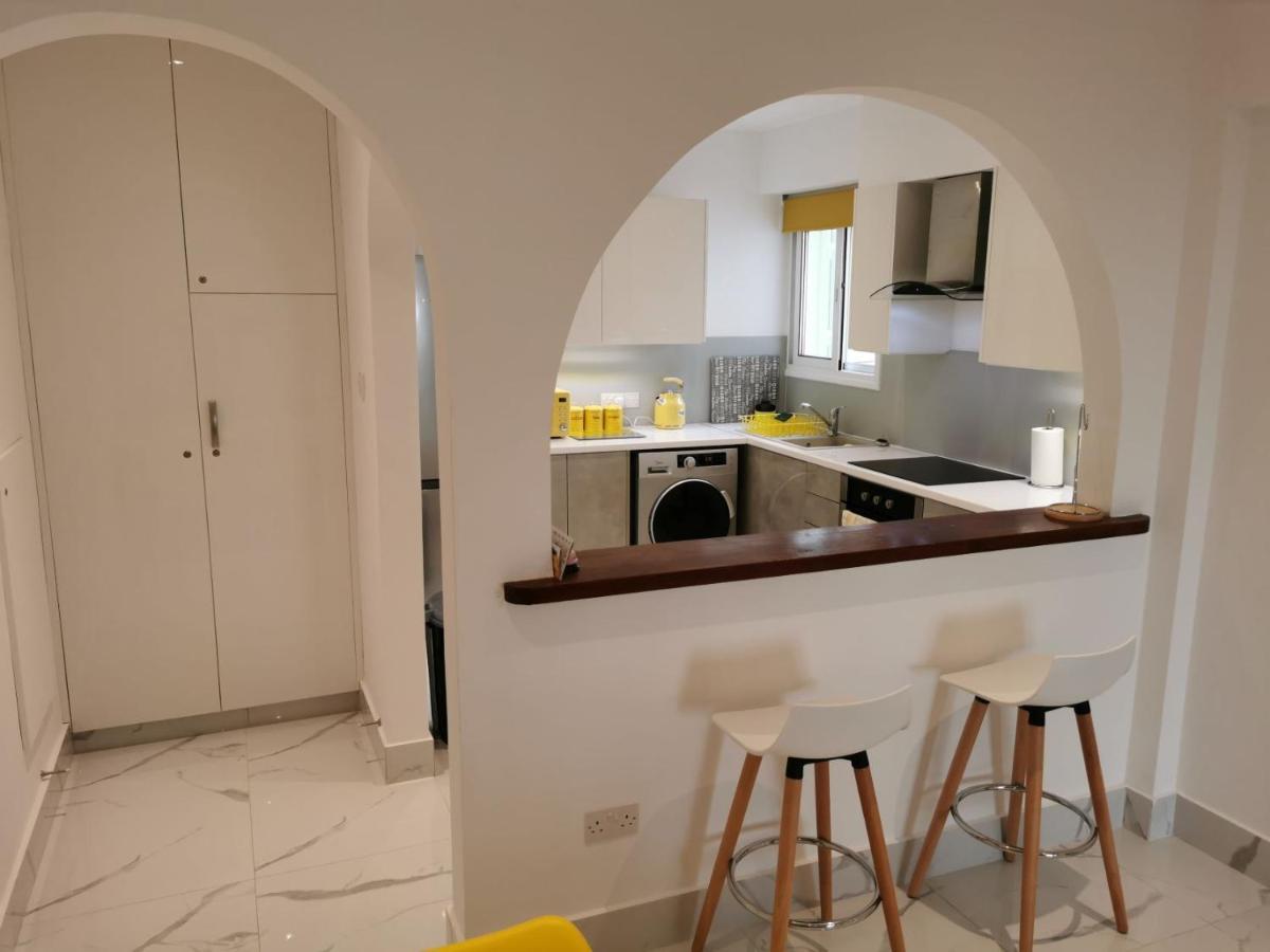 Paphos Gardens Apartment Exterior photo